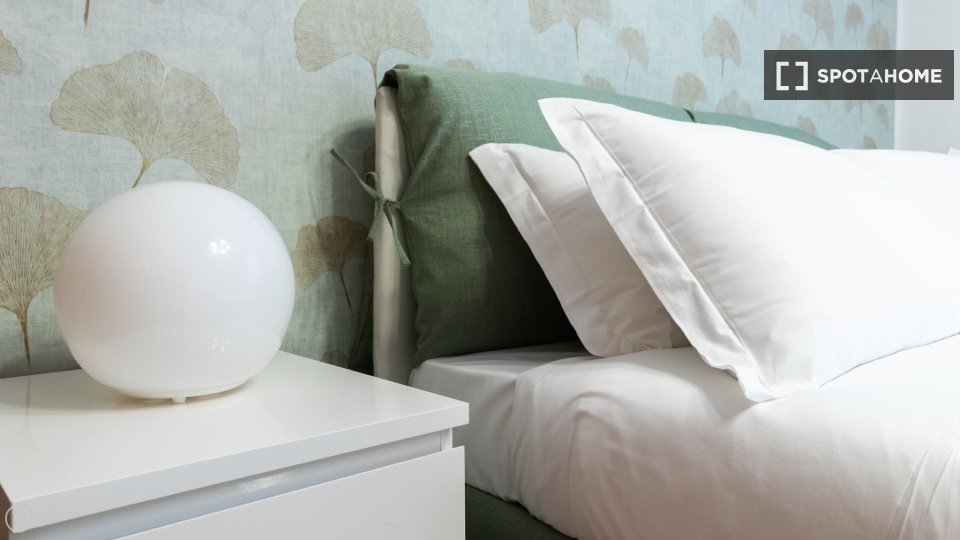 Apartment Milan, 1 bed, 80m² — photo 3