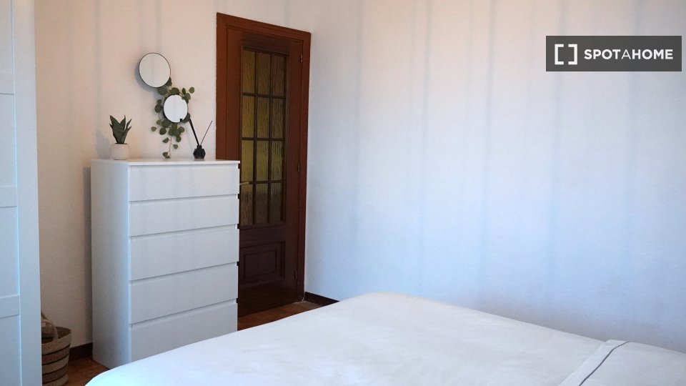 Double room Madrid, 4 beds — photo 6
