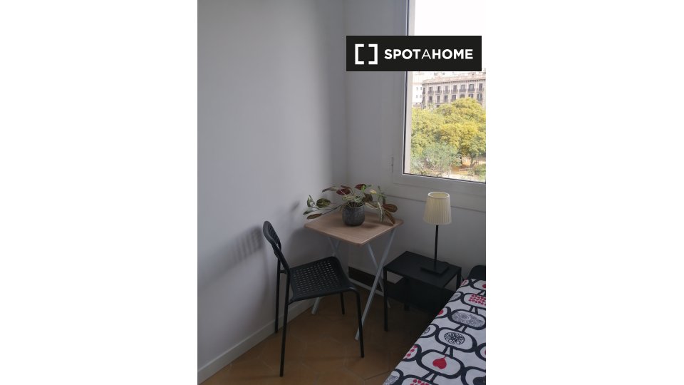 Double room Barcelona, 7 beds, 150m² — photo 6