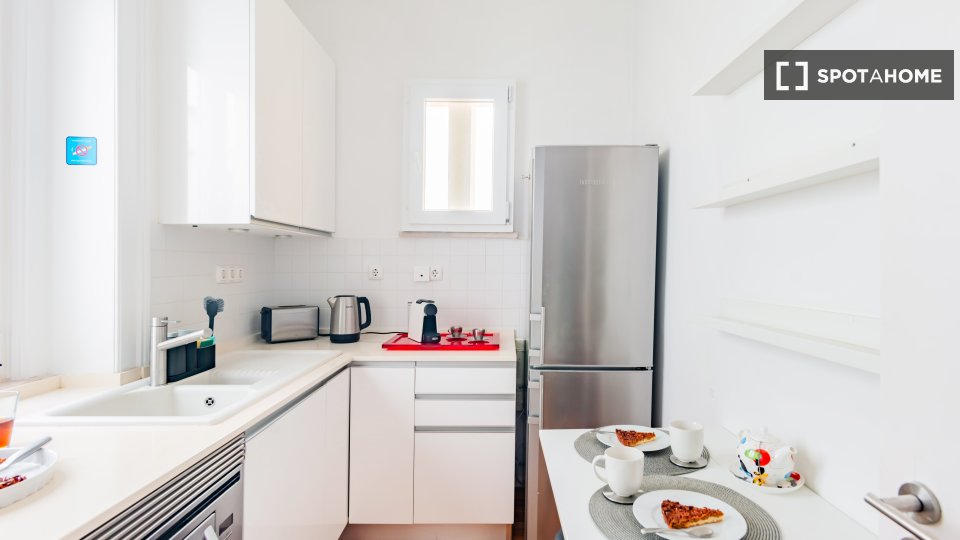 Apartment Lisbon, 1 bed — photo 20