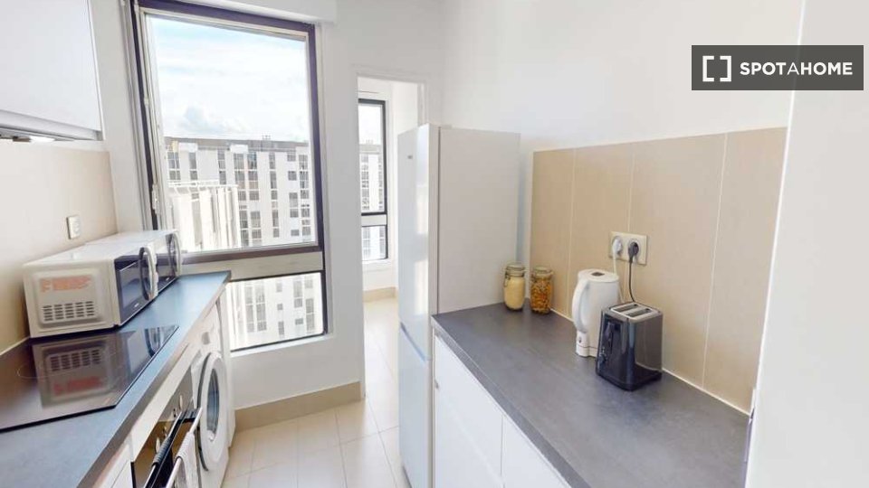 Double room Paris, 5 beds, 110m² — photo 2