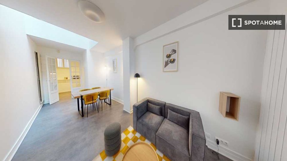 Double room Paris, 4 beds, 120m² — photo 8