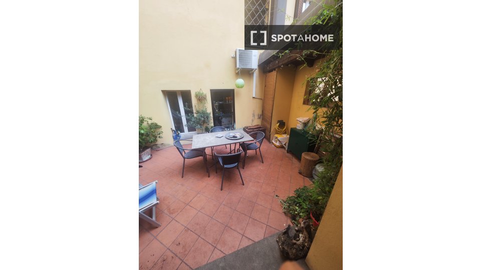 Double room Bologna, 2 beds — photo 5