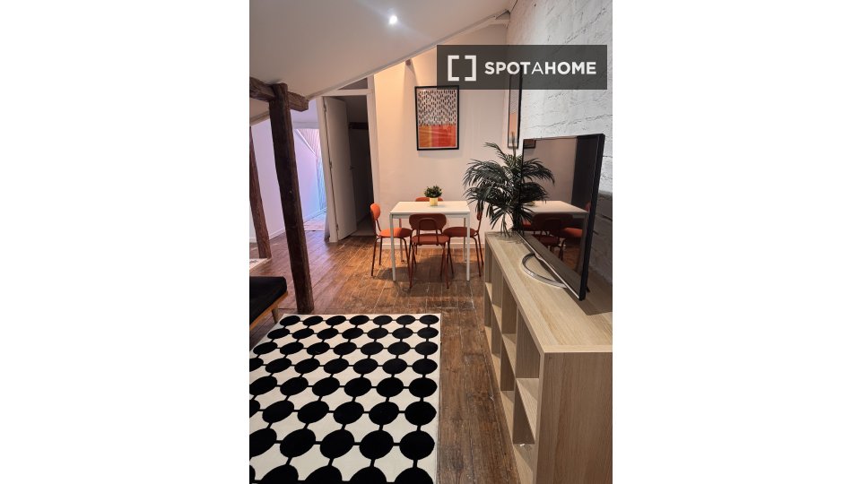 Apartment Lisbon, 2 beds, 80m² — photo 7