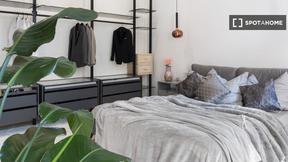 Apartment Budapest, 3 beds, 140m² — photo 3