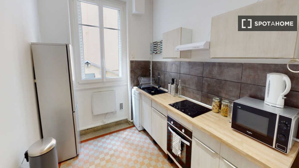 Double room Lyon, 4 beds, 130m² — photo 13