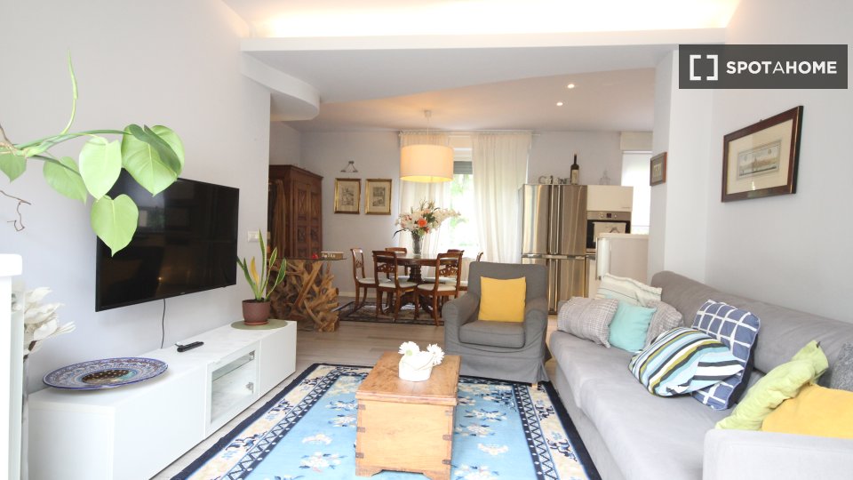 Apartment Milan, 1 bed, 70m² — photo 14