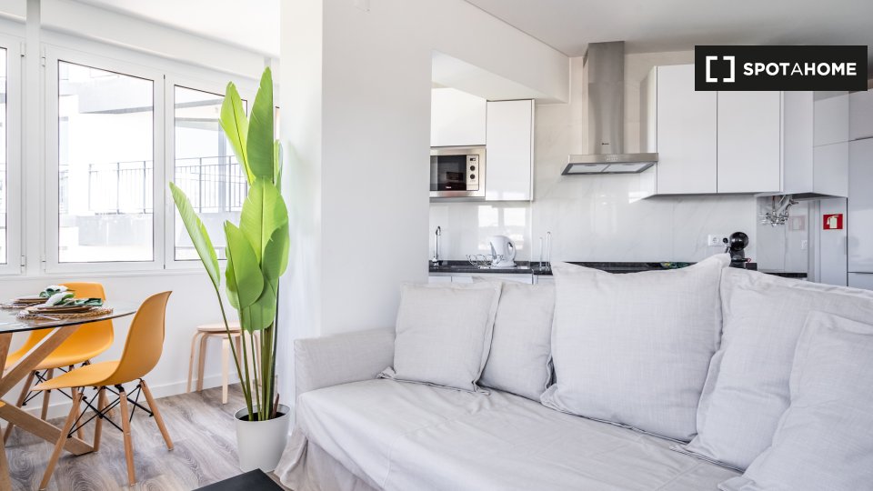 Apartment Lisbon, 2 beds — photo 12