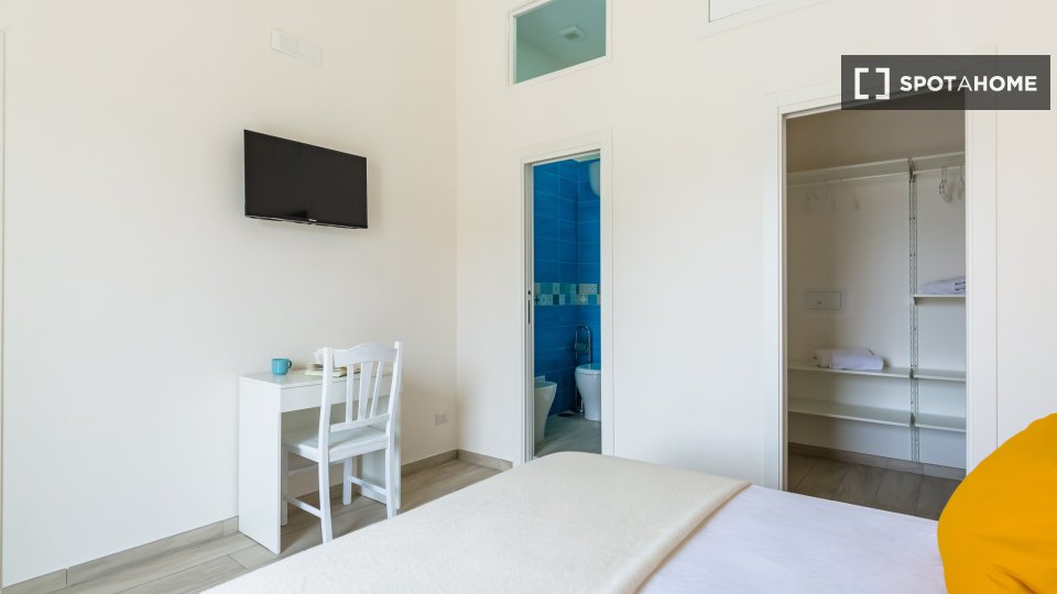 Apartment Naples, 2 beds — photo 19