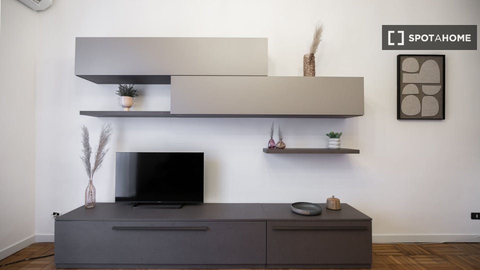 Apartment Milan, 1 bed, 70m² — photo 5