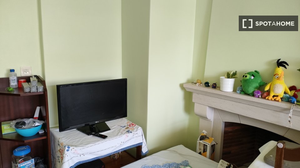 Double room Lisbon, 4 beds, 110m² — photo 6