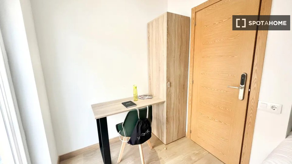 Double room Madrid, 10 beds — photo 13