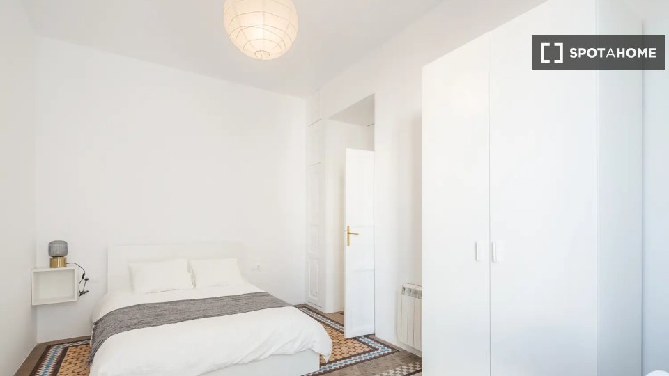 Double room Valencia, 5 beds — photo 6