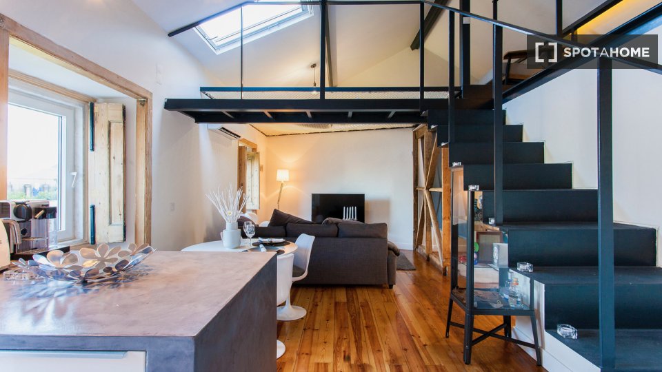 Apartment mono Lisbon, 110m² — photo 13