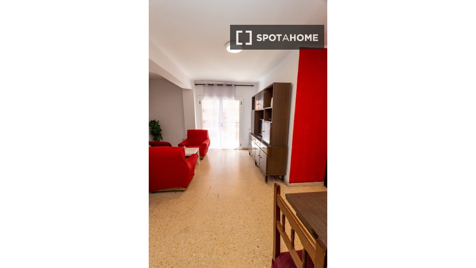 Double room Valencia, 4 beds — photo 14