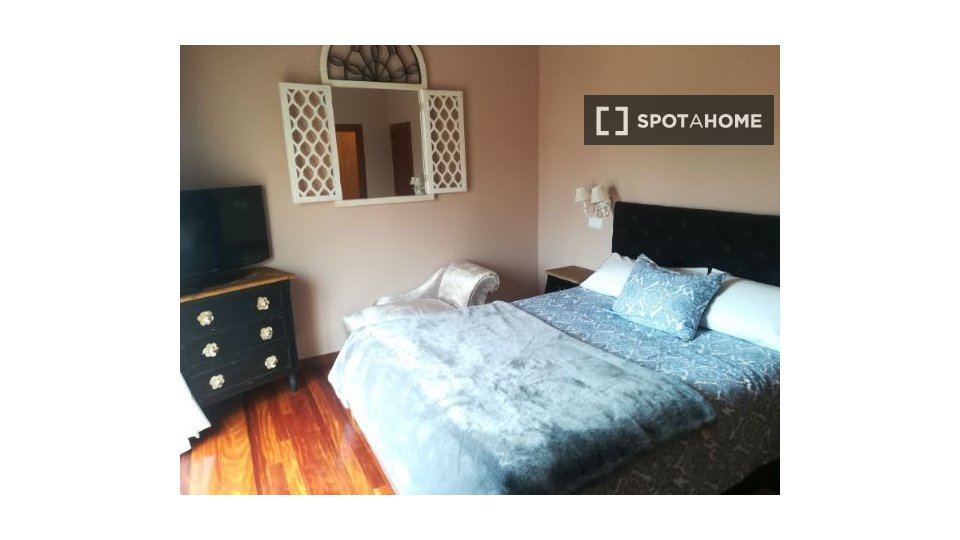 Apartment Santander, 3 beds, 228m² — photo 5