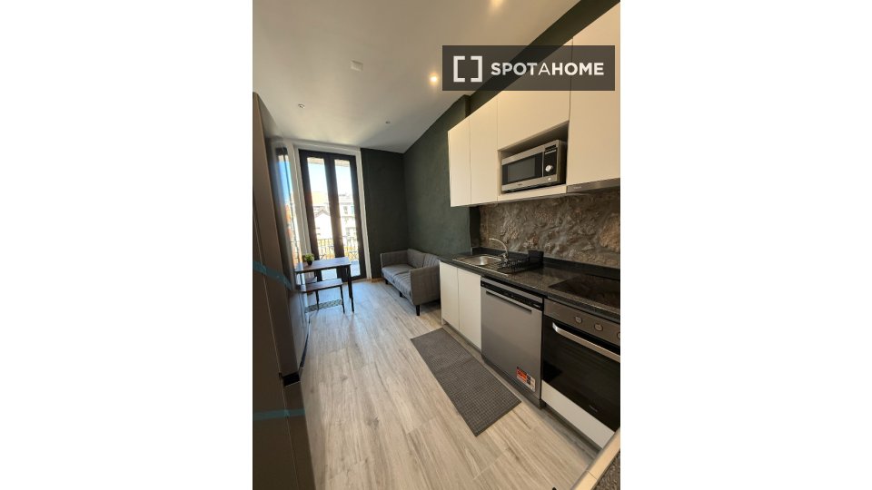 Double room Porto, 3 beds — photo 18