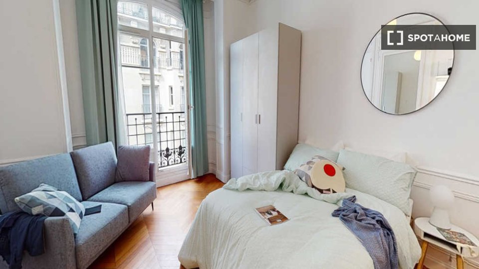 Double room Paris, 6 beds, 130m² — photo 9
