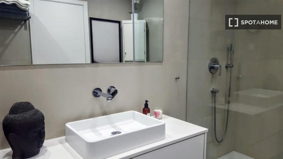 Apartment Lisbon, 2 beds — photo 8