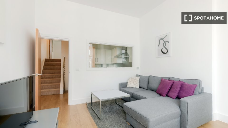 Apartment London, 2 beds — photo 1