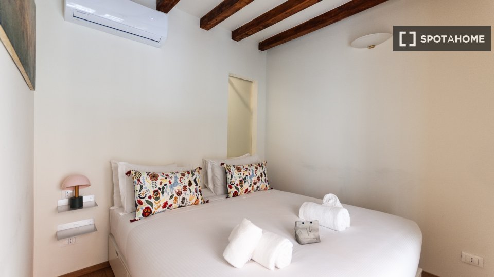 Apartment Milan, 1 bed — photo 14