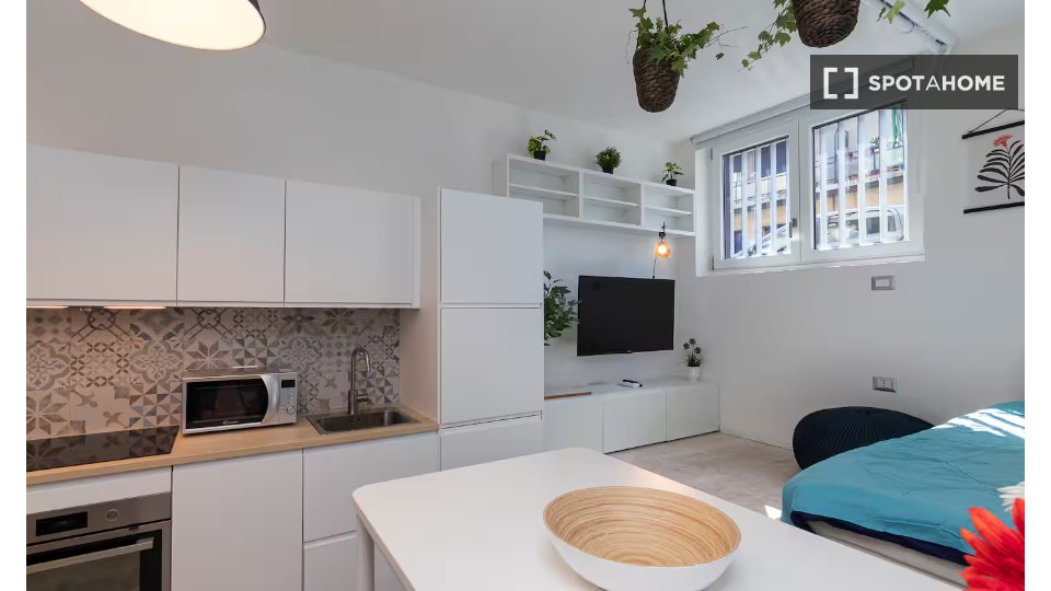 Apartment Milan, 1 bed, 38m² — photo 2