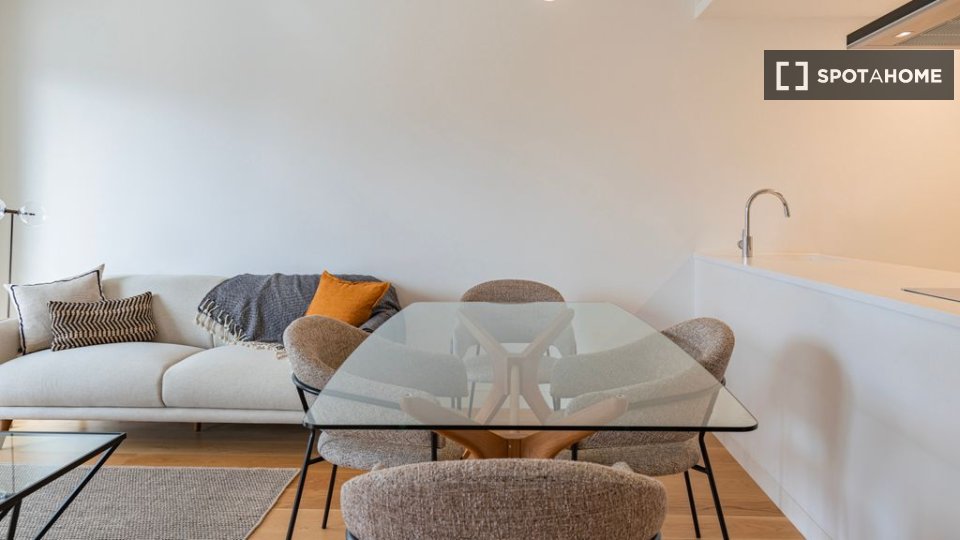 Apartment Lisbon, 1 bed — photo 10