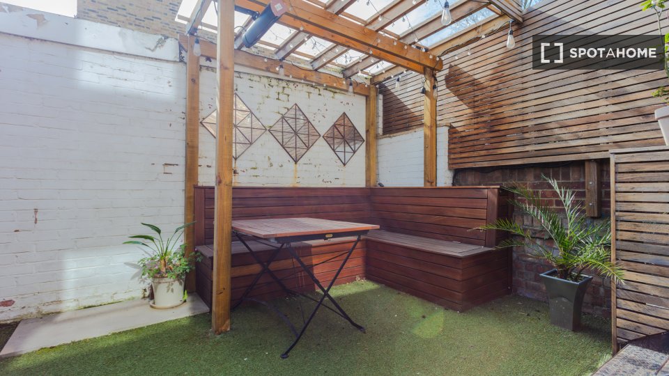 Apartment London, 4 beds — photo 4