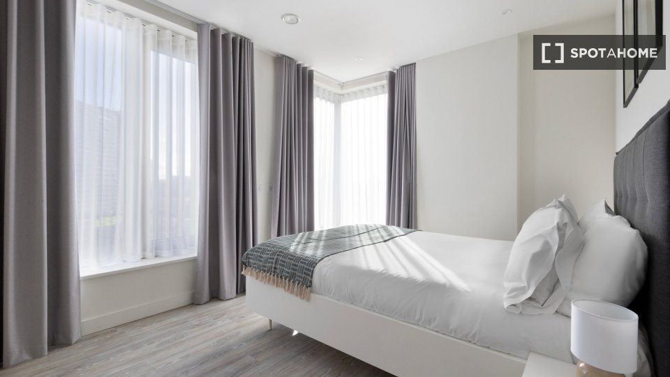 Apartment London, 2 beds — photo 10