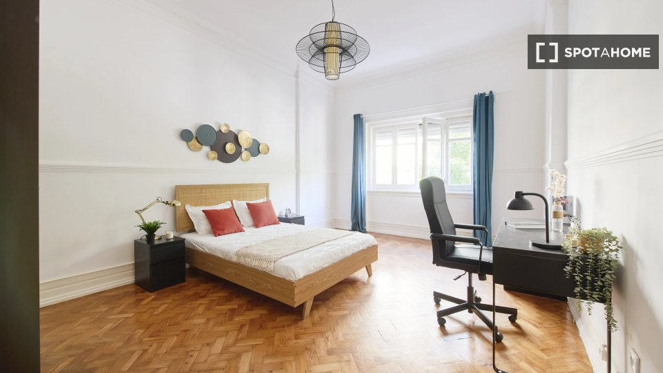 Double room Lisbon, 10 beds — photo 1