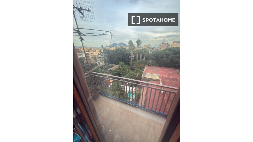 Apartment Naples, 5 beds — photo 19