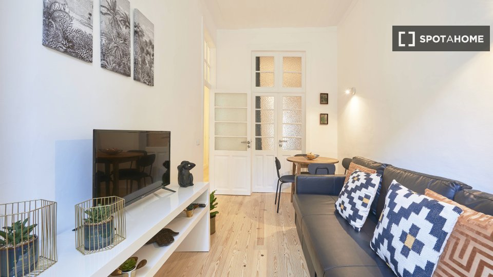 Apartment Lisbon, 3 beds — photo 10