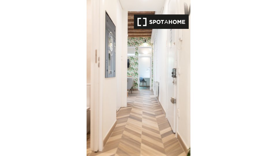 Double room Barcelona, 4 beds, 98m² — photo 20