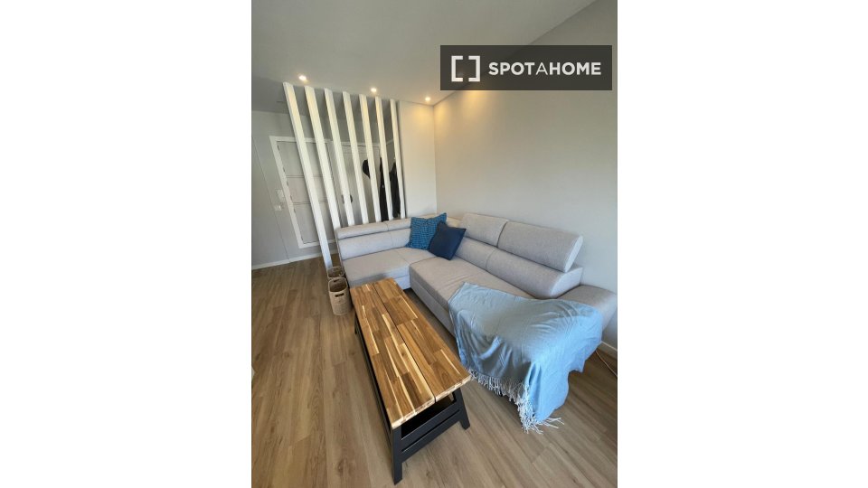 Apartment mono Lisbon, 50m² — photo 33