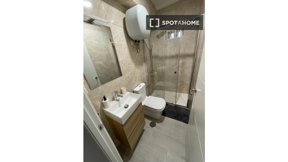 Apartment Madrid, 2 beds — photo 10