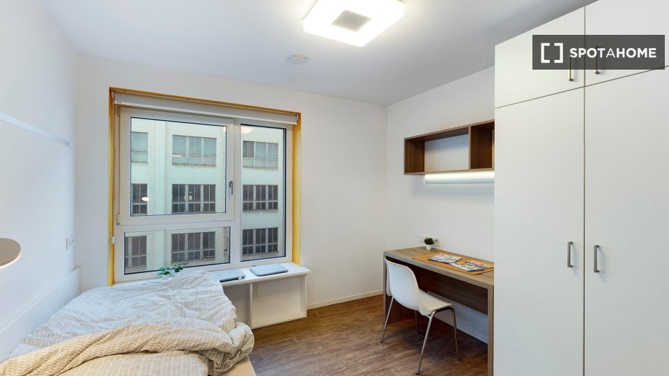 Double room Berlin, 4 beds, 36m² — photo 18