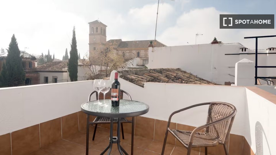 Apartment Granada, 1 bed, 50m² — photo 1
