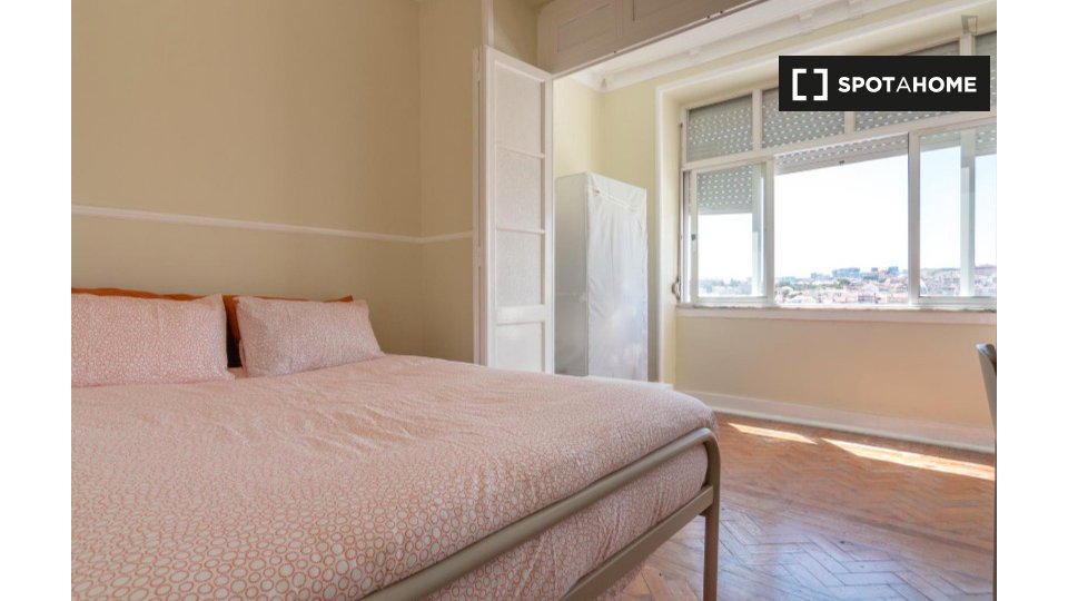 Double room Lisbon, 7 beds — photo 2