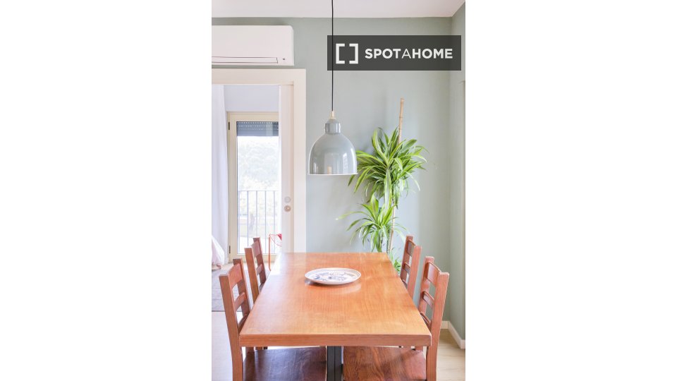 Apartment Lisbon, 2 beds, 70m² — photo 16