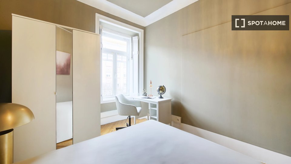 Double room Lisbon, 8 beds — photo 12