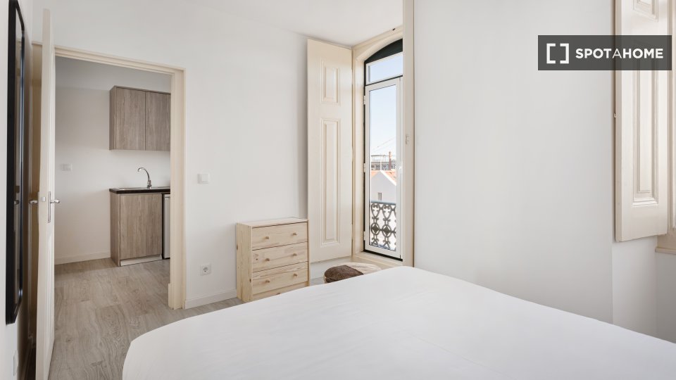 Apartment Lisbon, 1 bed — photo 9
