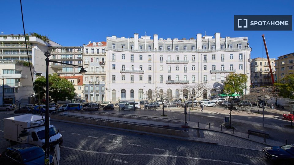 Double room Lisbon, 9 beds — photo 35
