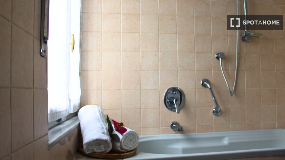 Apartment Milan, 2 beds — photo 18