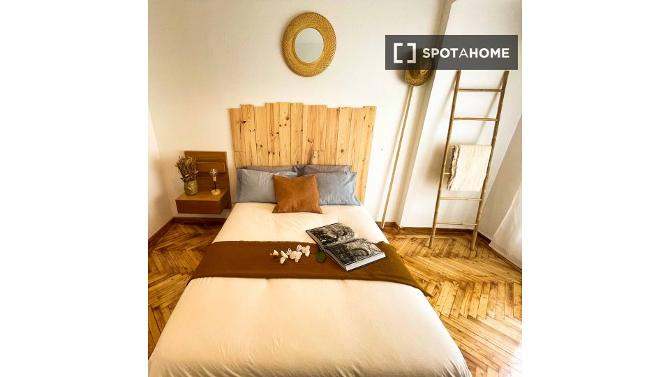 Double room Madrid, 7 beds — photo 14
