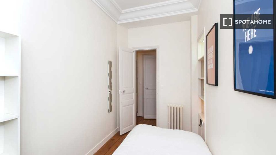 Double room Paris, 4 beds, 80m² — photo 27