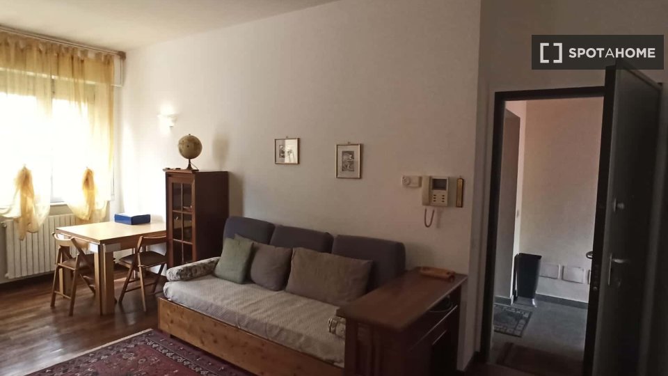 Apartment Milan, 1 bed, 65m² — photo 1