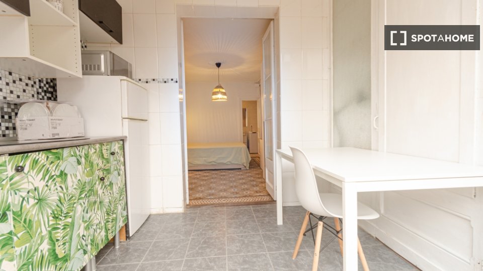 Double room Barcelona, 7 beds, 150m² — photo 6