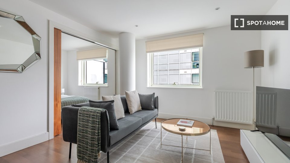Apartment London, 1 bed — photo 1
