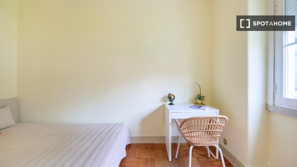 Double room Lisbon, 6 beds — photo 9