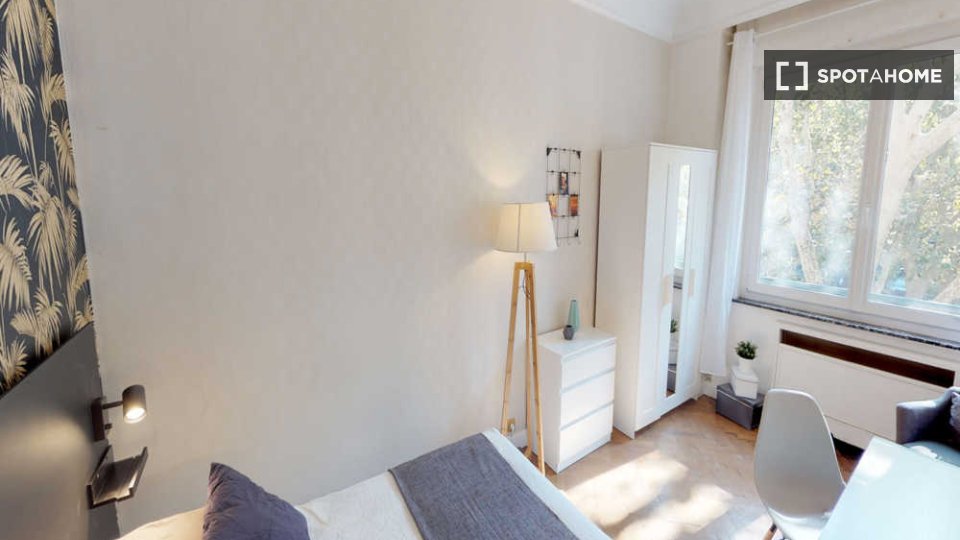 Double room Lille, 5 beds, 140m² — photo 4